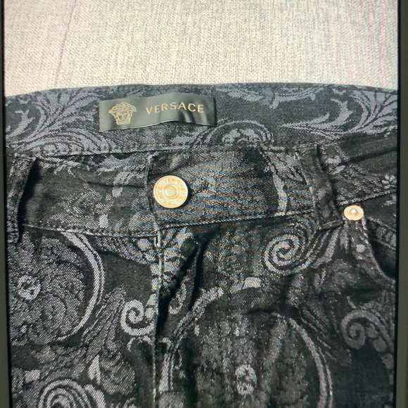 Authentic Versace Pants sz 36 Md in Italy Worn Few Times Excellent Condition - Picture 10 of 12